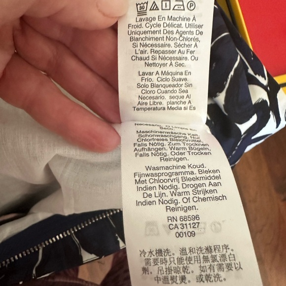 Donna Karan NWT Floral Print Cold Shoulder Dress Size 8 - Picture 10 of 12